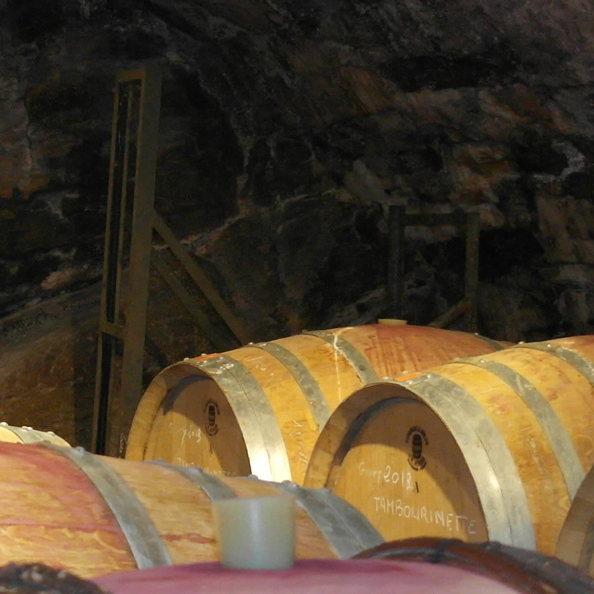 cave-tonneau-chene-qualite-vin